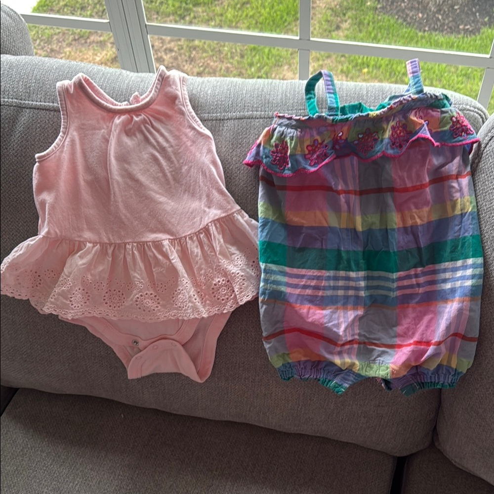 Baby girl GAP bodysuits